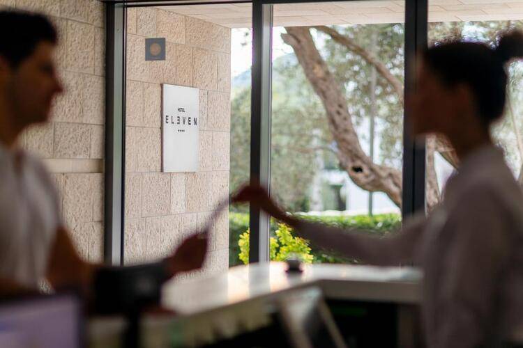 Eleven Hotel