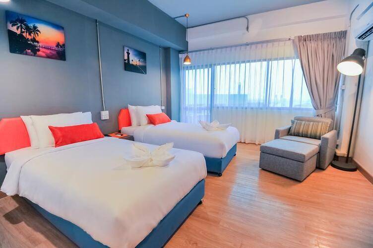 7 Days Premium Pattaya