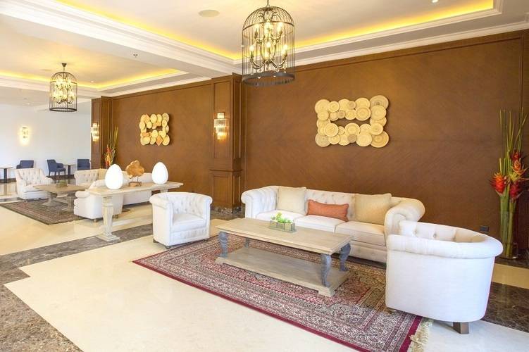 Grand Palace Hotel