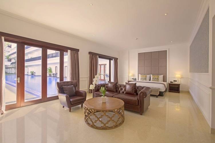 Grand Palace Hotel