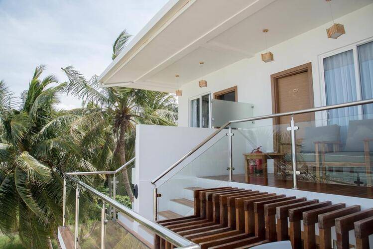 Reef Edge Thulusdhoo Guesthouse