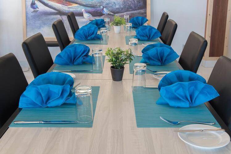 Reef Edge Thulusdhoo Guesthouse