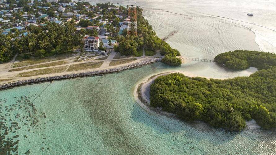 Reef Edge Thulusdhoo Guesthouse