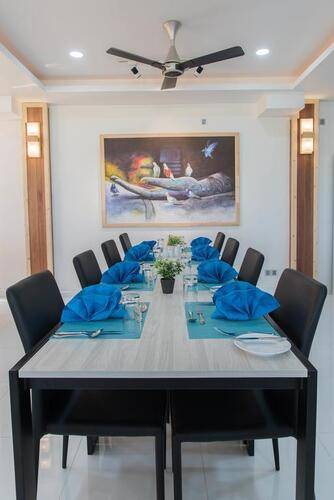 Reef Edge Thulusdhoo Guesthouse