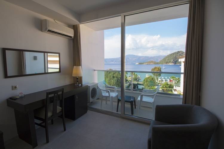 Munamar Beach Hotel & Residence (Adults Only 16+)