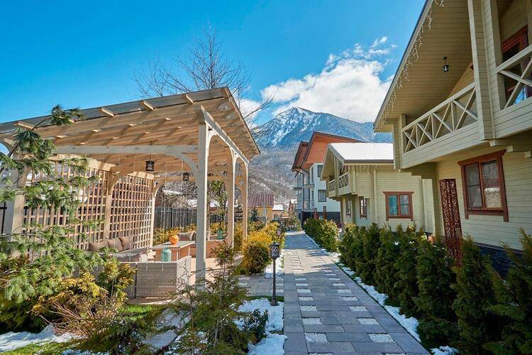 Hills Polyana Hotel — фото 3