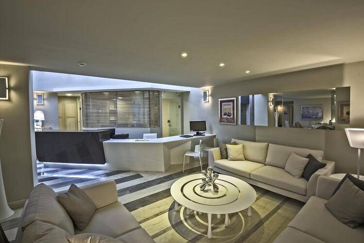Swell Boutique Hotel