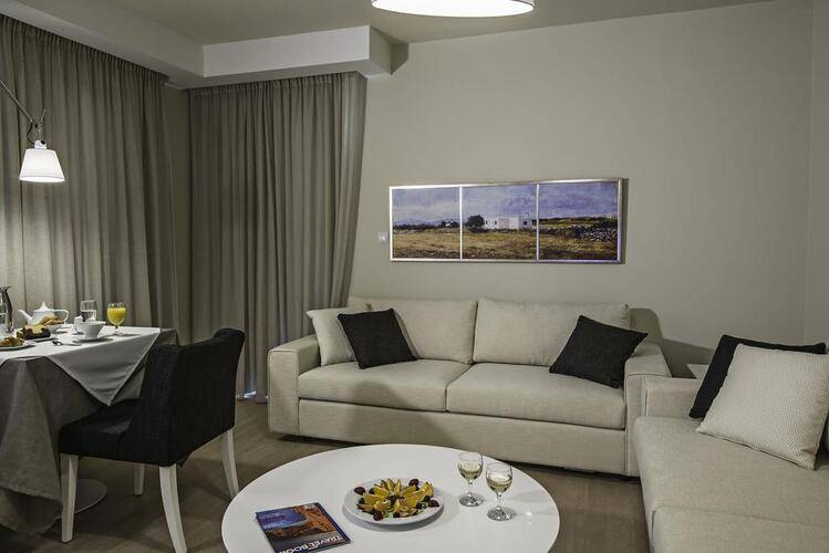 Swell Boutique Hotel