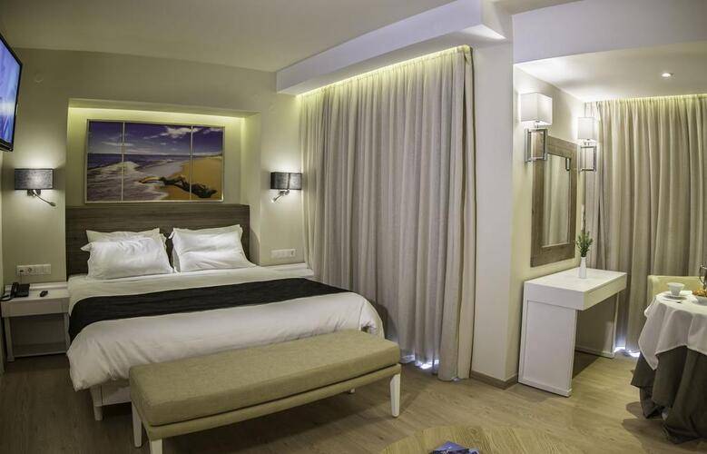 Swell Boutique Hotel