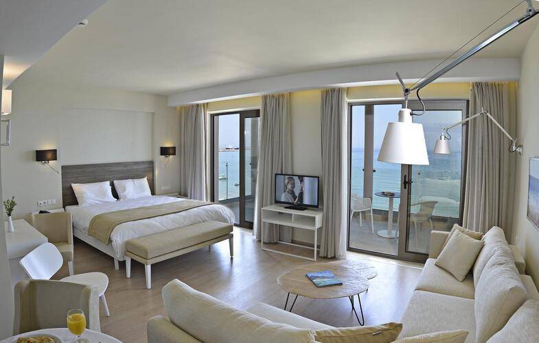 Swell Boutique Hotel