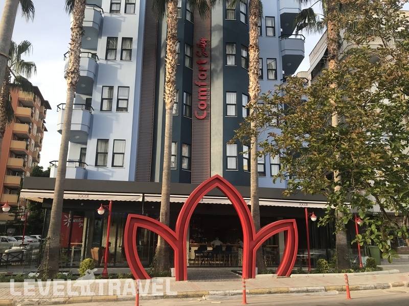Фотография Comfort Suites Hotel