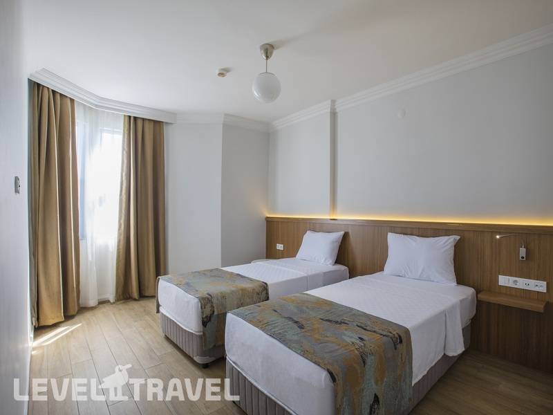 Фотография Comfort Suites Hotel