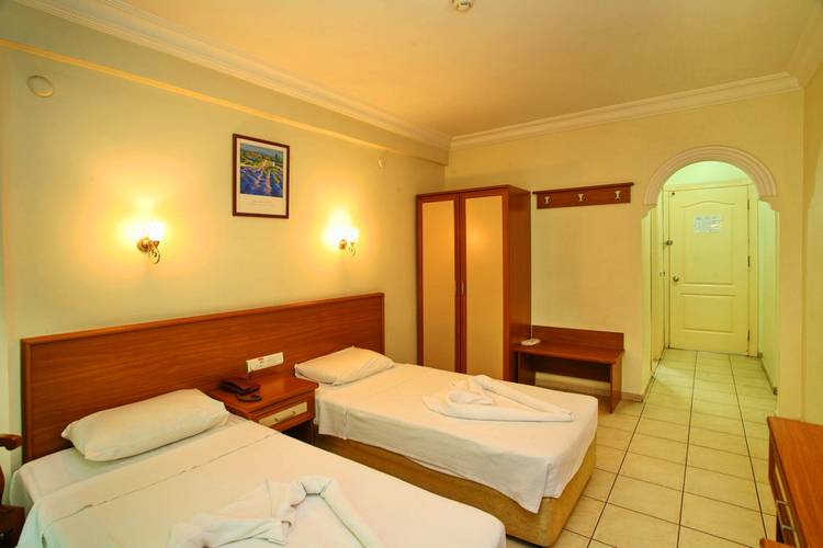 Alanya Beach Hotel