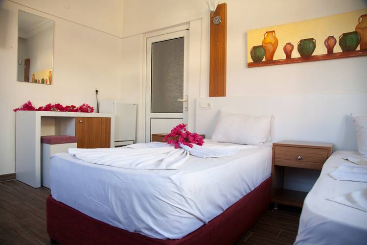 Nergos Side Hotel