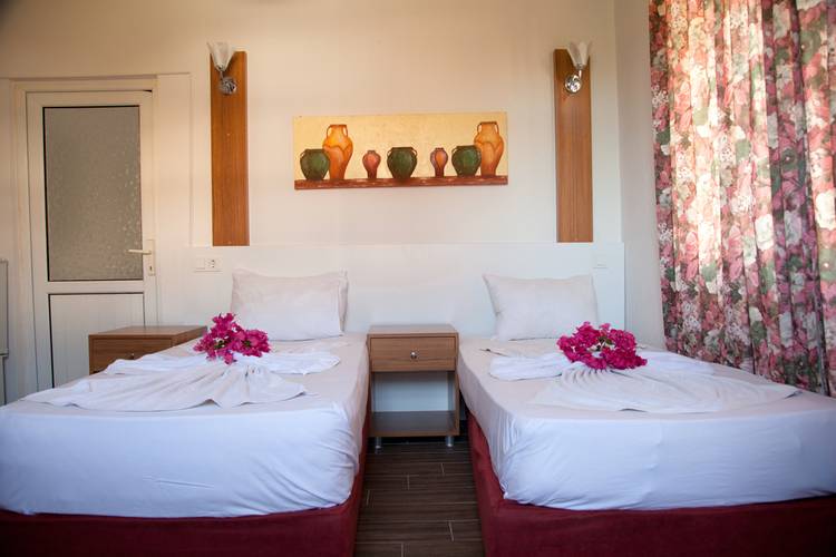 Nergos Side Hotel