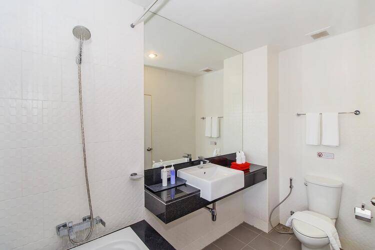 Chic Condotel Karon