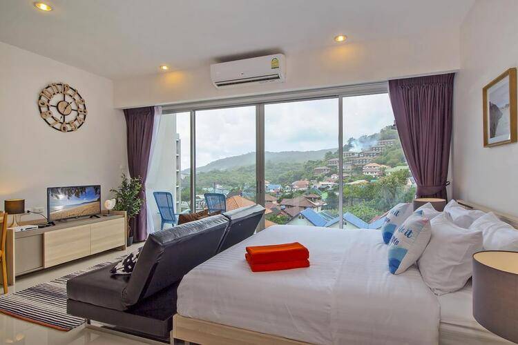Chic Condotel Karon