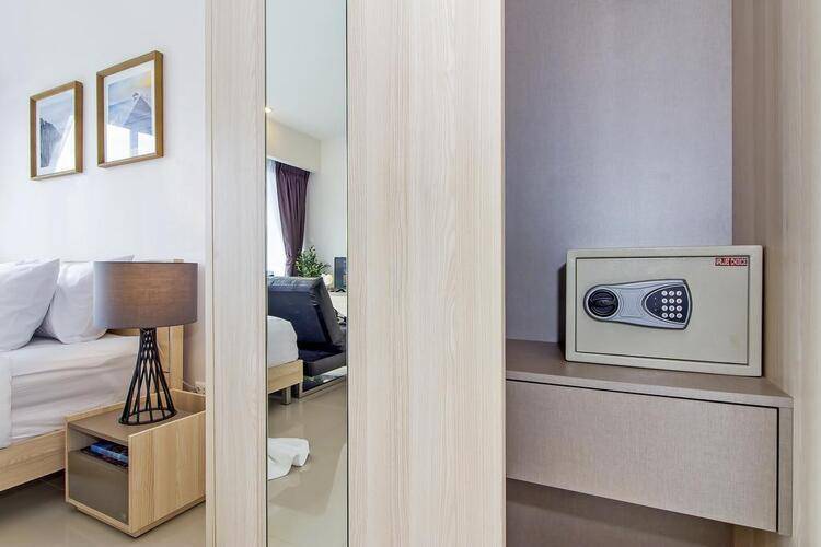 Chic Condotel Karon