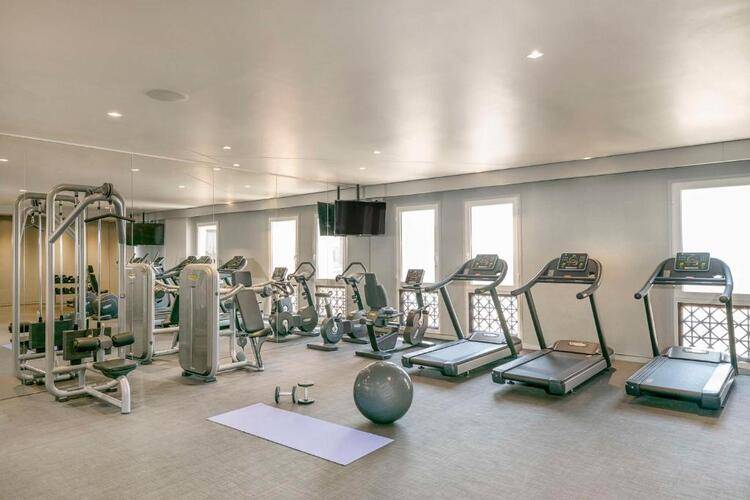 Hyatt Place Dubai, Wasl District