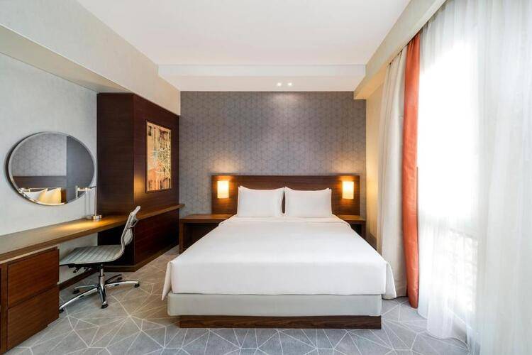 Hyatt Place Dubai, Wasl District