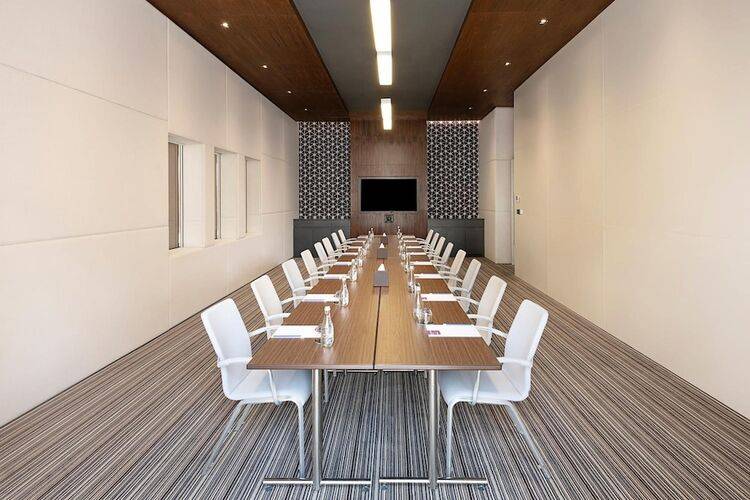 Hyatt Place Dubai, Wasl District