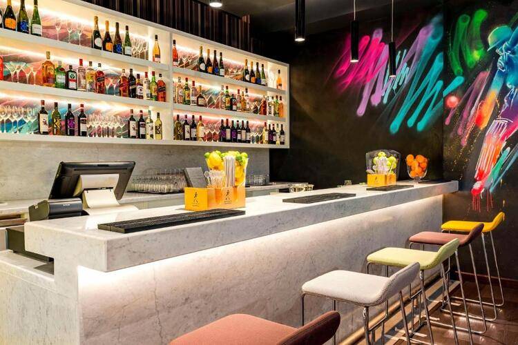 Hyatt Place Dubai, Wasl District