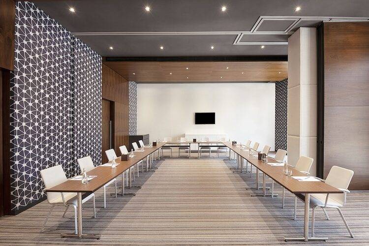 Hyatt Place Dubai, Wasl District