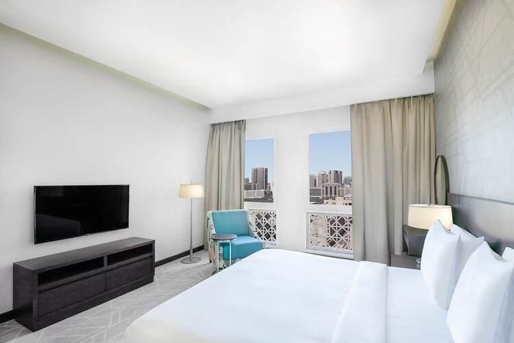 Hyatt Place Dubai, Wasl District