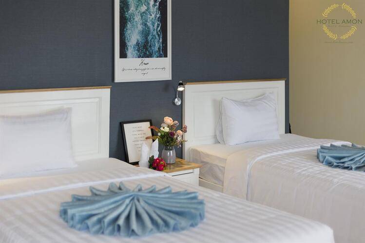 Amon Deluxe Hotel