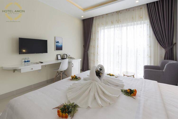 Amon Deluxe Hotel