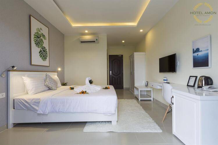 Amon Deluxe Hotel