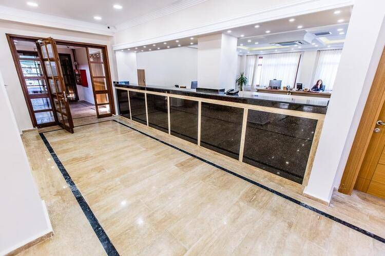 Club Marma Hotel