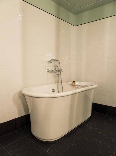 The Wittmore (Adults Only 18+) — фото 8