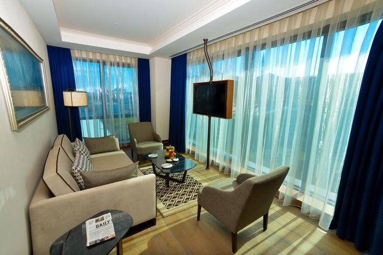 Golden Tulip Istanbul Bayrampasa