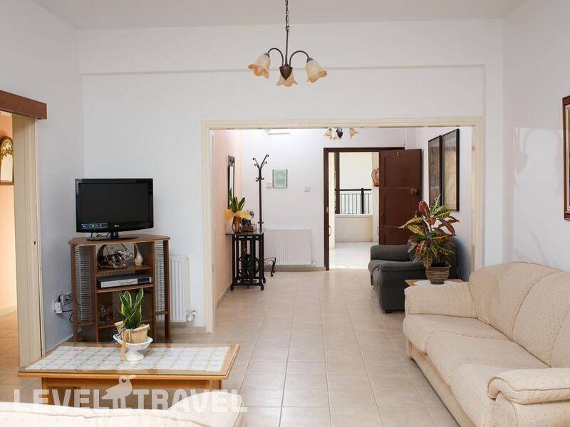 Фотография C & A Hotel Apartments (Handicaped Only)