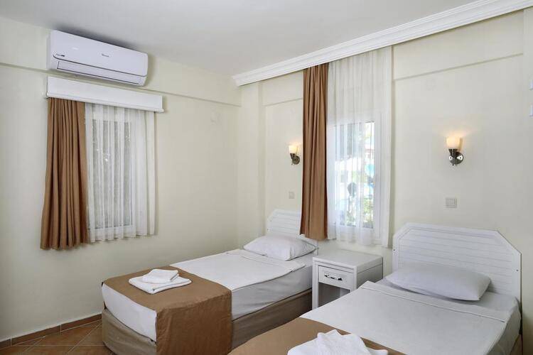 Summer Garden Apart & Hotel