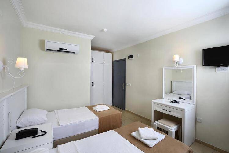 Summer Garden Apart & Hotel