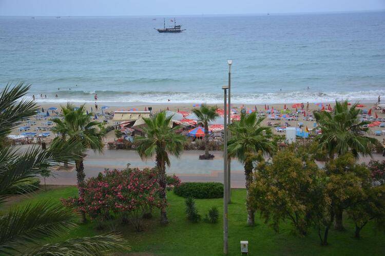 Kleopatra Dreams Beach