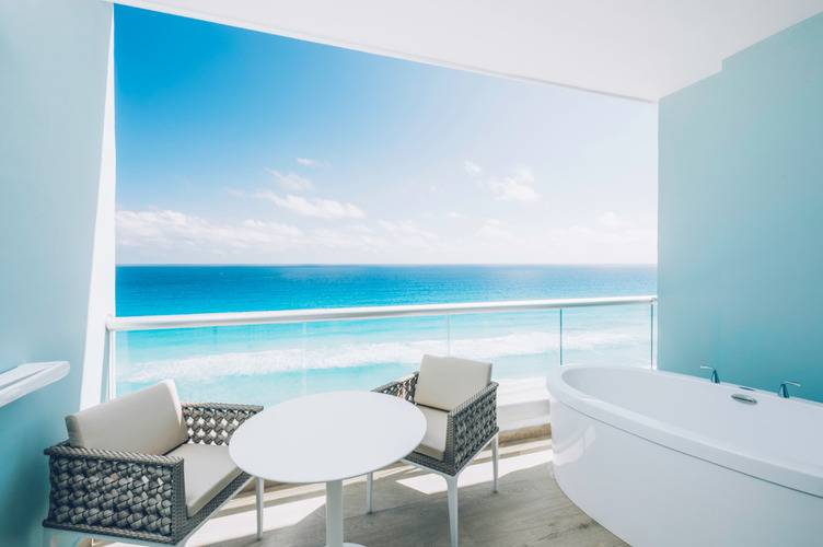 Coral Level At Iberostar Selection Cancun (Adults Only 18+)