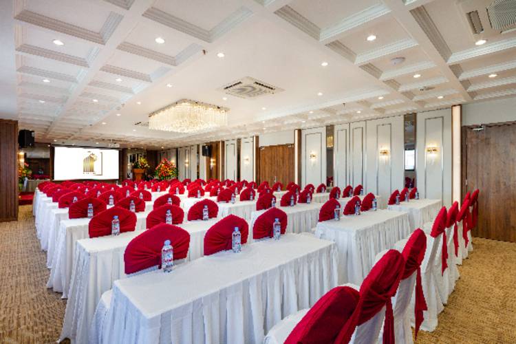 Daphovina Hotel Nha Trang (Ex. Aston Nt)