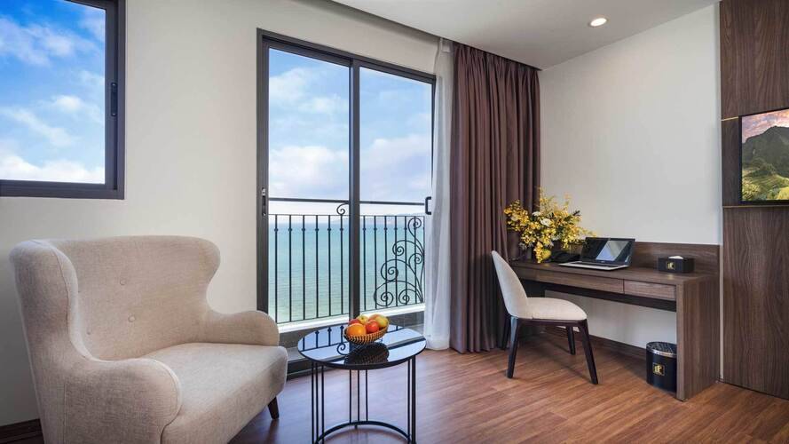 Daphovina Hotel Nha Trang (Ex. Aston Nt)