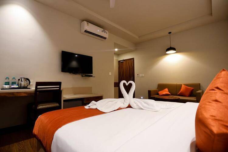 Amara Grand