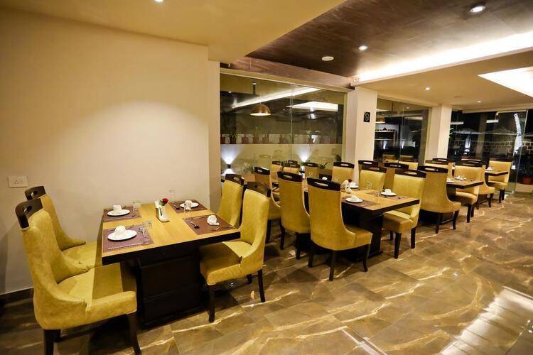 Amara Grand