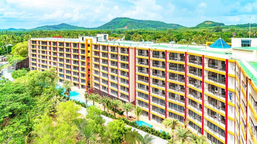 Mai Khao Beach Condotel