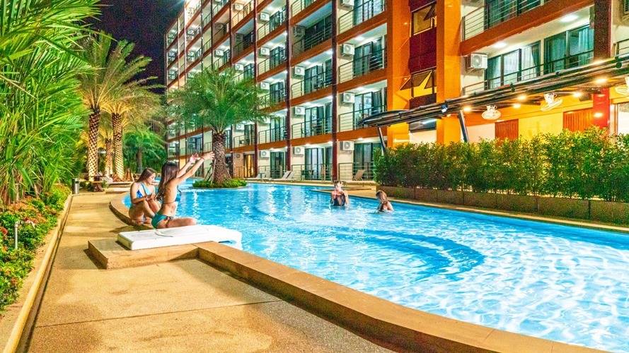 Mai Khao Beach Condotel