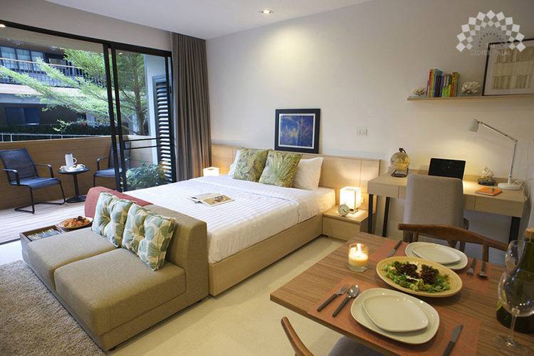 The Silver Palm Hotel