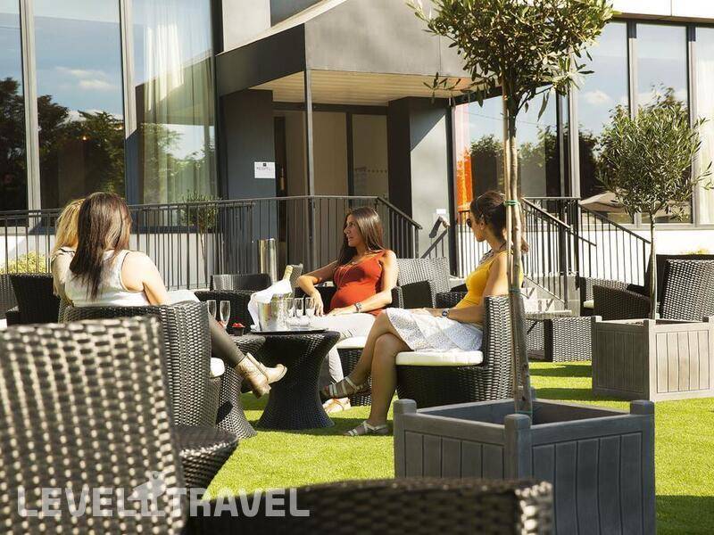 Фотография Executive Hotel Gennevilliers