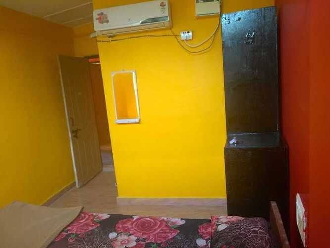 Red Rock Beach Hotel Guesthouse