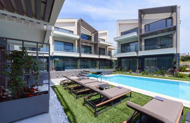 Serenity Suites