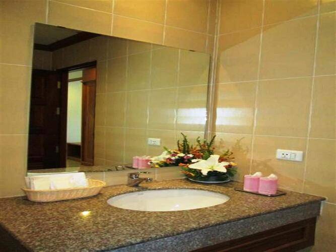 Mt Hotel Patong